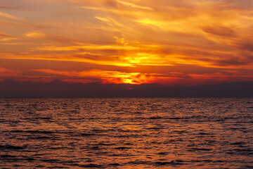 美しい海の夕焼け