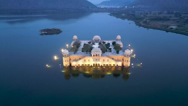 An evening view of the Jal Mahal in the middle of the Man Sagar Lake in Jaipur city, the capital of the state of Rajasthan, India.