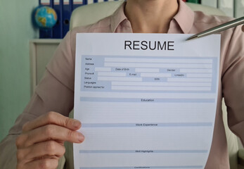 Rules for presenting a resume to employer during an interview - obrazy, fototapety, plakaty