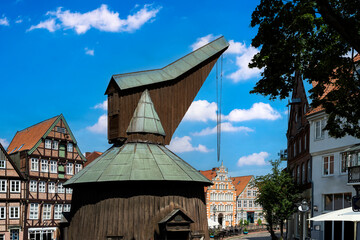 Holztretkran am Hansehafen in Stade