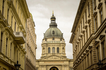 Fototapeta na wymiar Stunning view of Saint Stephen's Basilica in Budapest, Hungary