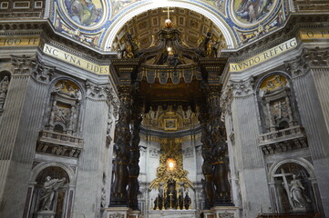 Fototapeta na wymiar Por dentro do Vaticano