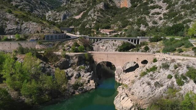 Vue a&eacute;rienne du Pont du Diable - Plan drone a&eacute;rien St-Jean-de-Fos