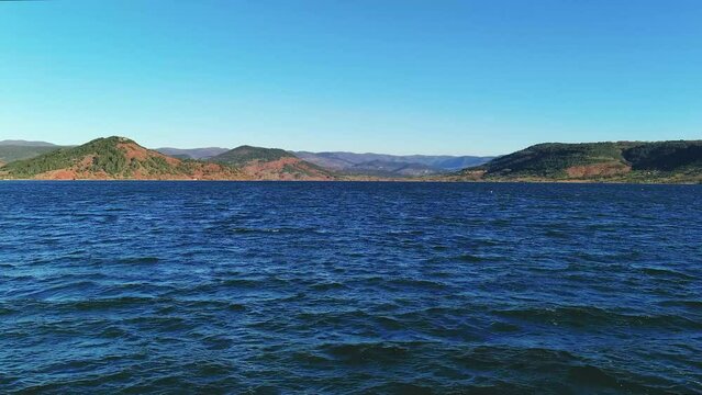 Lac du Salagou - Survol drone H&eacute;rault