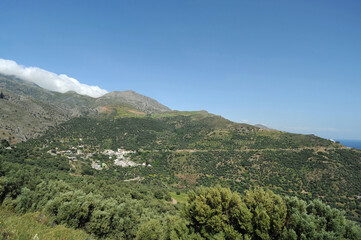 Le village de Kato Rodakino près de Spili en Crète