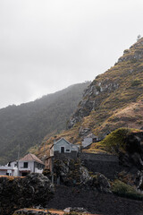 Fototapeta na wymiar house on cliffs