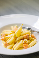 pasta penne with salmon and lemon sauce