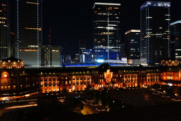Fototapeta na wymiar Night view of Tokyo Station