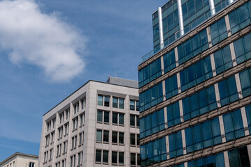 Fototapeta na wymiar Skyline Elegance: A Modern Office Building Reaching for the Skies