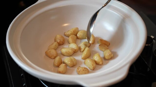 cooked garlics