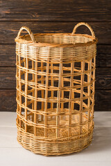 Tall wicker basket with two handles - 703000051