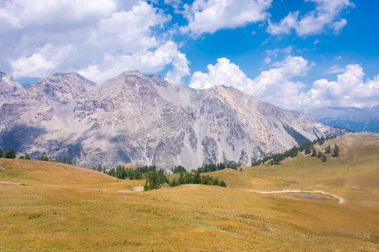 Beautiful landscape with the mountains of the vall&eacute;e &Eacute;troite (french  for "narrow valley"), France