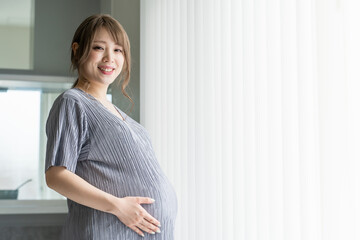 妊婦・妊娠中のプレママ・出産準備（コピースペース）
