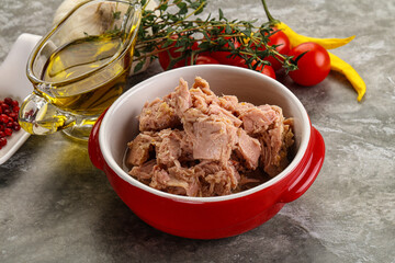 Canned tuna fillet for salad