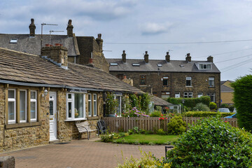 Bradford, UK : Typical stone terraced housses in the Wibsey area of Bradford