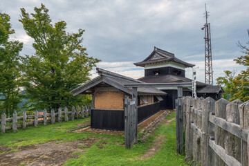 愛知 足助城 本丸の高櫓と長屋