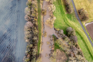 Fluss Mulde bei Hochwasser in der Region Mansfeld Südharz