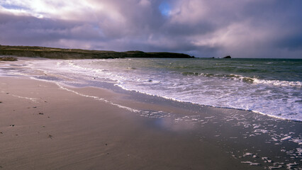 Paysage marin de la côte de Bretagne de la presqu'île de Quiberon en hiver par temps de tempête