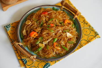 stir fry vermicelli in a plate