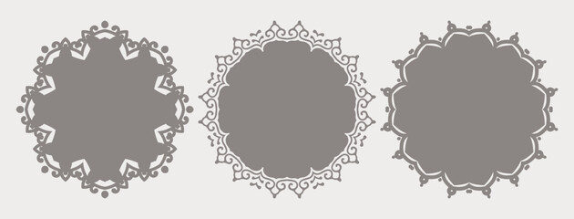 Vintage beautiful round decorative frame set