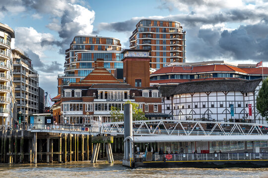 Shakespeare's Globe Theatre At The Bank Of River Thames In London, United Kingdom