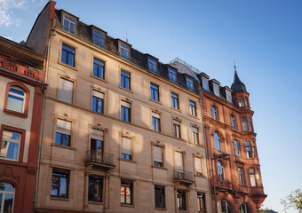 Fototapeta premium spring trip to Europe. beautiful old German cities, Travel and German sightseeing locations. scenic view to facade of old historic houses somewhere in Frankfurt city