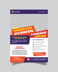 Obraz premium Back to School Flyer and Admission Leaflet Layout Design or Creative School Flyer A4