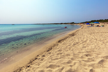 Spiaggia palude del Conte vicino a Punta Prosciutto a Torre Colimena Taranto