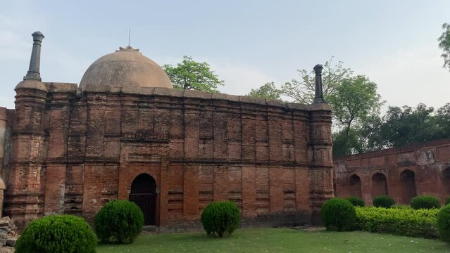 Kadam rasul masjid are the ruins of a small mosque that was the capital of the muslim nawabs of bengal in the 13th to 16th centuries in gaur, west bengal, India.