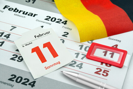 Deutscher Kalender Datum 11. Februar 2024 Sonntag und Deutsche Flagge