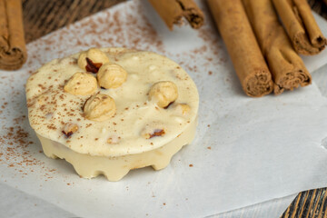 homemade white chocolate with cinnamon and nuts