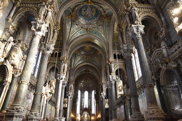 Nef de Notre-Dame de Fourvière à Lyon. France