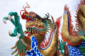 Fototapeta premium Huge Dragon Statue famous for Chinese culture