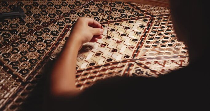 Traditional Chinese craftsmanship, bamboo weaving, intangible cultural heritage