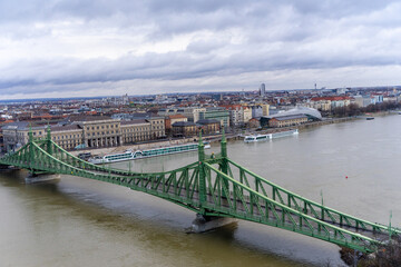 Fototapeta na wymiar imagenes de lugares turisticos en budapest