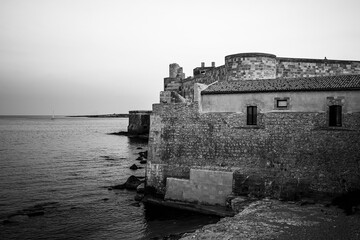 a historic building touches the splendid coast of Ortigia, the tourist pearl of Syracusa