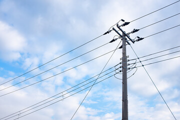 電線と空