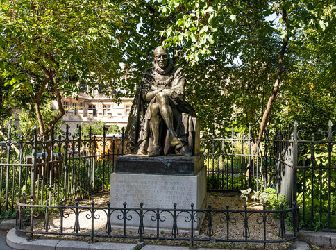 Bronze statue of French philosopher Michel de Montaigne by Paul Landowski erected in 20th century, in Rue des &Eacute;coles, 5th arrondissement, Paris city center, France
