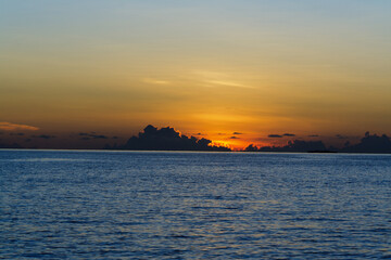 Fototapeta premium sunrise over the Indian ocean