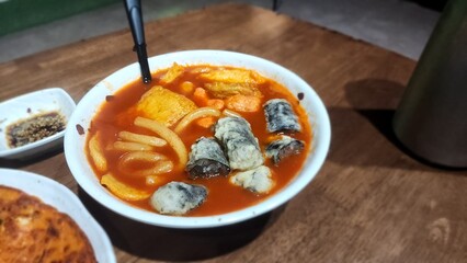 Korean dish tteokboki
