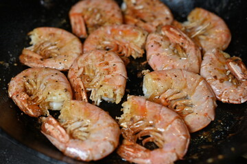 ready fried king prawns, cooking king prawn tails