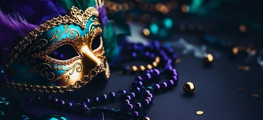 Gordijnen Mardi Gras carnival mask and beads on purple background © vejaa