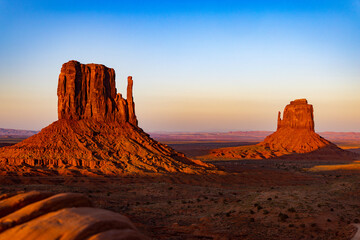 Monument Valley Sunrise, West-East Left/Right Mitten 4
