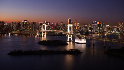 お台場から見たレインボーブリッジと夜景