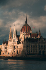 Fototapeta na wymiar Hungarian parliament