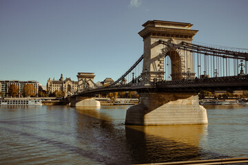 Obraz premium Chain bridge