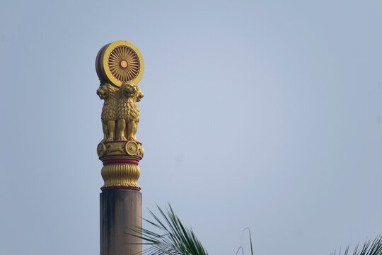 Picture of statue three lions at Pagoda Vipassana Centre. Ashoka chakra, tiger, national emblem, stambh, victory, sign, symbol, Mumbai, borivali,handicraft, wood, labour, expensive, carve, art, idols.