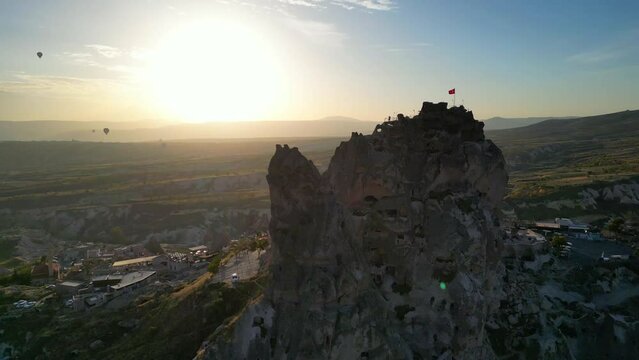 U&ccedil;hisar is a town in the Nevşehir District, Nevşehir Province in Cappadocia, Turkey. Its population is 3,555. It is 7 kilometres east of Nevşehir, 12 kilometres west of &Uuml;rg&uuml;p.