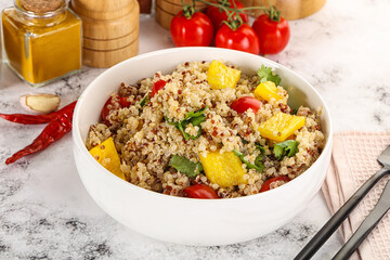 Dietary vegetarian quinoa with vegetables
