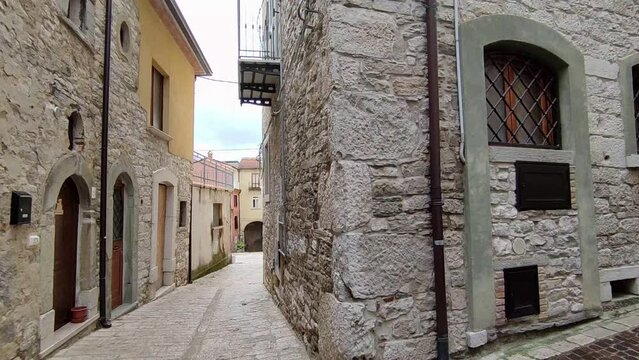 Frosolone - Scorcio del borgo da Corso Garibaldi